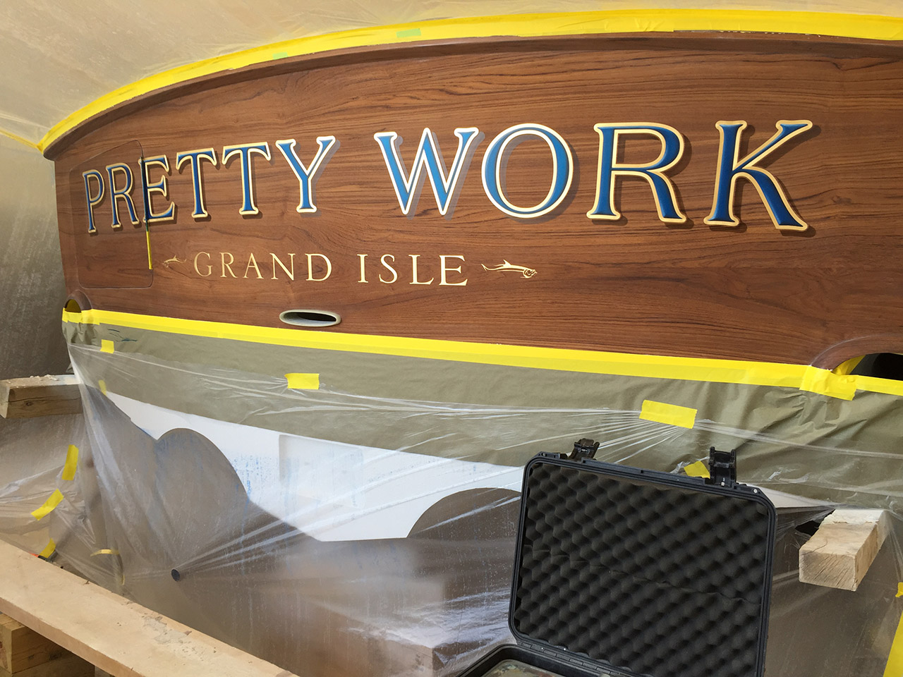 Pretty Work, Grand Isle Boat Transom BOATS TRANSOM ARTWORK PAINTING EVERETT NAUTICAL DESIGNS
